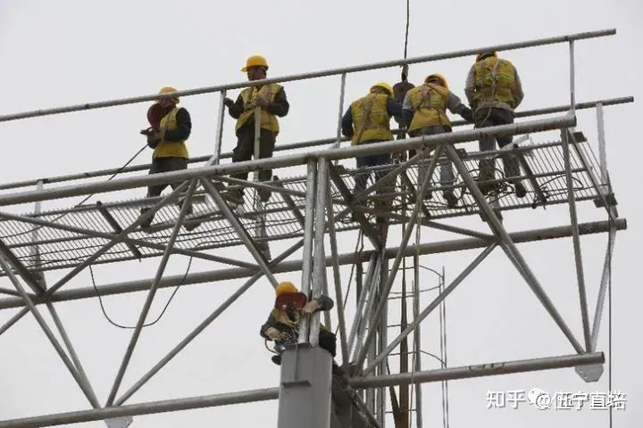 高空作業(yè)證怎么考報(bào)名流程都在這兒！建議收藏插圖